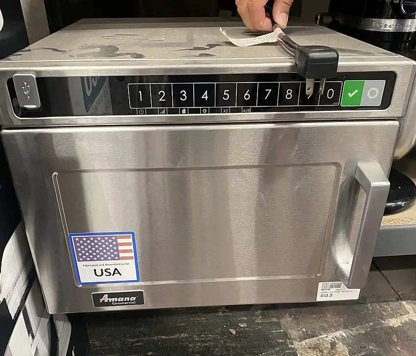 Amana Microwave 1800WATT HDC182