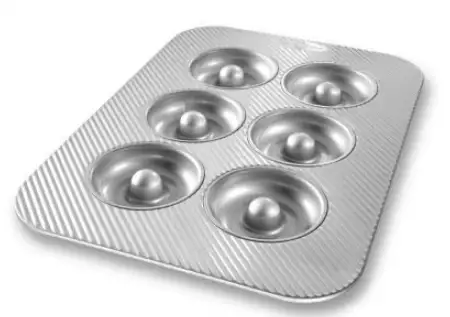 Donut Pan 1/2 Sheet 3-1/2in 3.5o