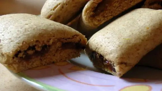 Whole Wheat Fig Bars - Strawberry 4 oz