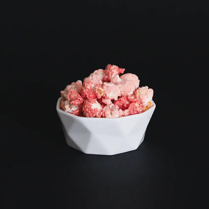 Raspberry Dream Popcorn